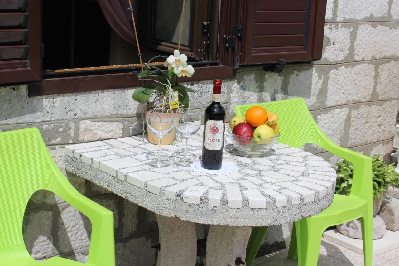 Mare E Montagna Apartment Котор Екстериор снимка